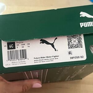 Puma Toddler size 6c
